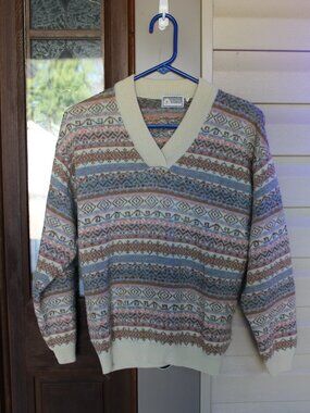 Burton Sweater Size medium 1